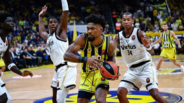 Fenerbahçe Tarfin, EuroLeague'e Güçlü Bir Başlangıç Yaptı: Virtus Bologna'yı Devirdi