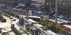 SON DAKİKA | Beyoğlu'nda otobüs tramvaya çarptı! Çok sayıda ekip sevk edildi