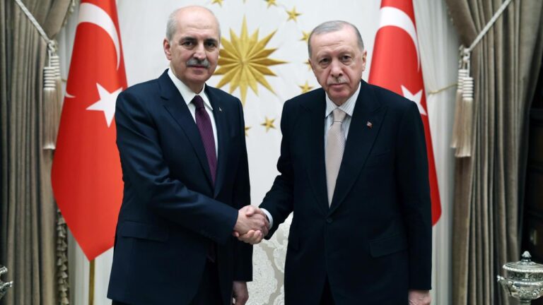 Cumhurbaşkanı Erdoğan, TBMM Başkanı Kurtulmuş'u kabul etti